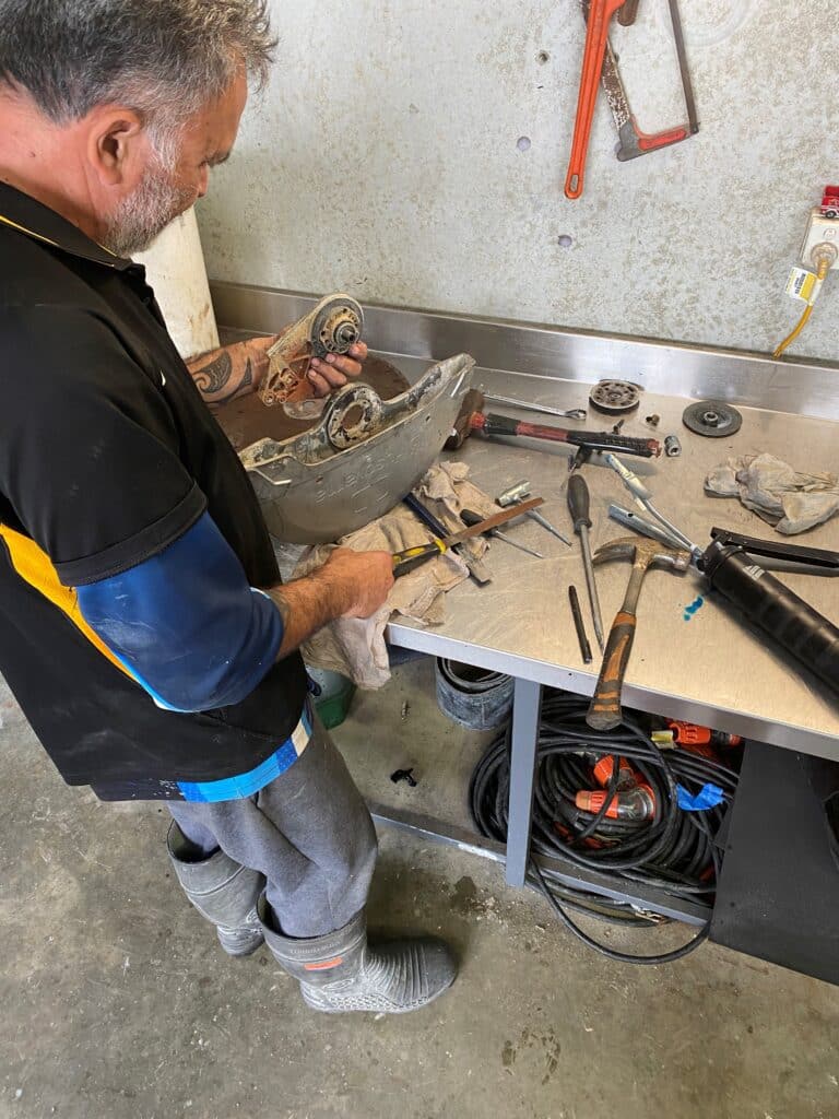 Worker Repairing Equipment